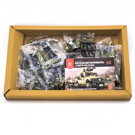Конструктор "Бронеавтомобиль ТИГР-М СпН" Артикул АР-01020